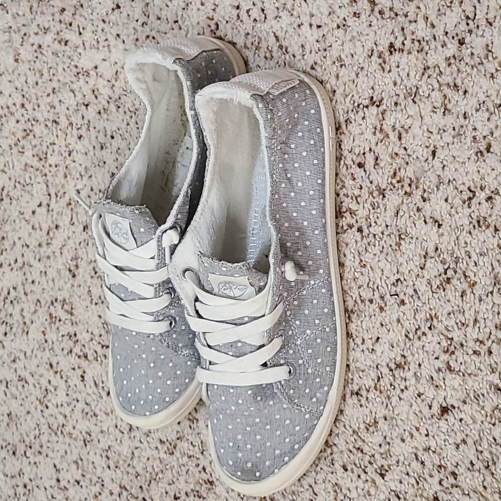 Roxy slip on shoes